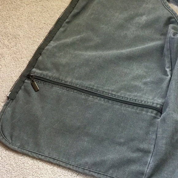 Explorer Vest / Utility Vest with lots of pockets - Picture 5 of 10